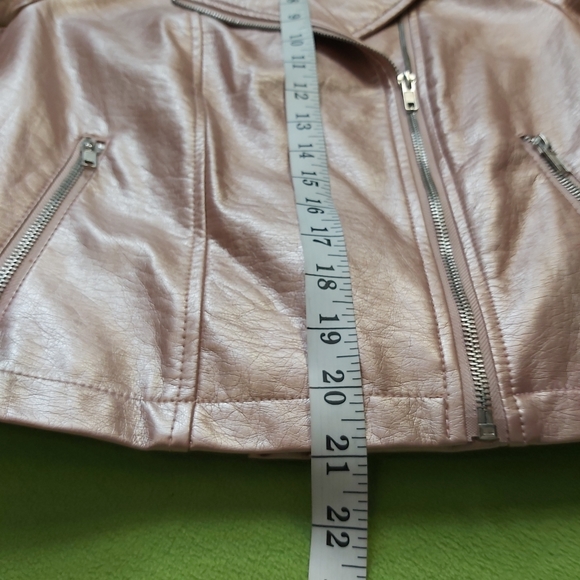 Forever21 Pale Pink Shimmer Faux Moto Jacket in Small - Picture 7 of 7